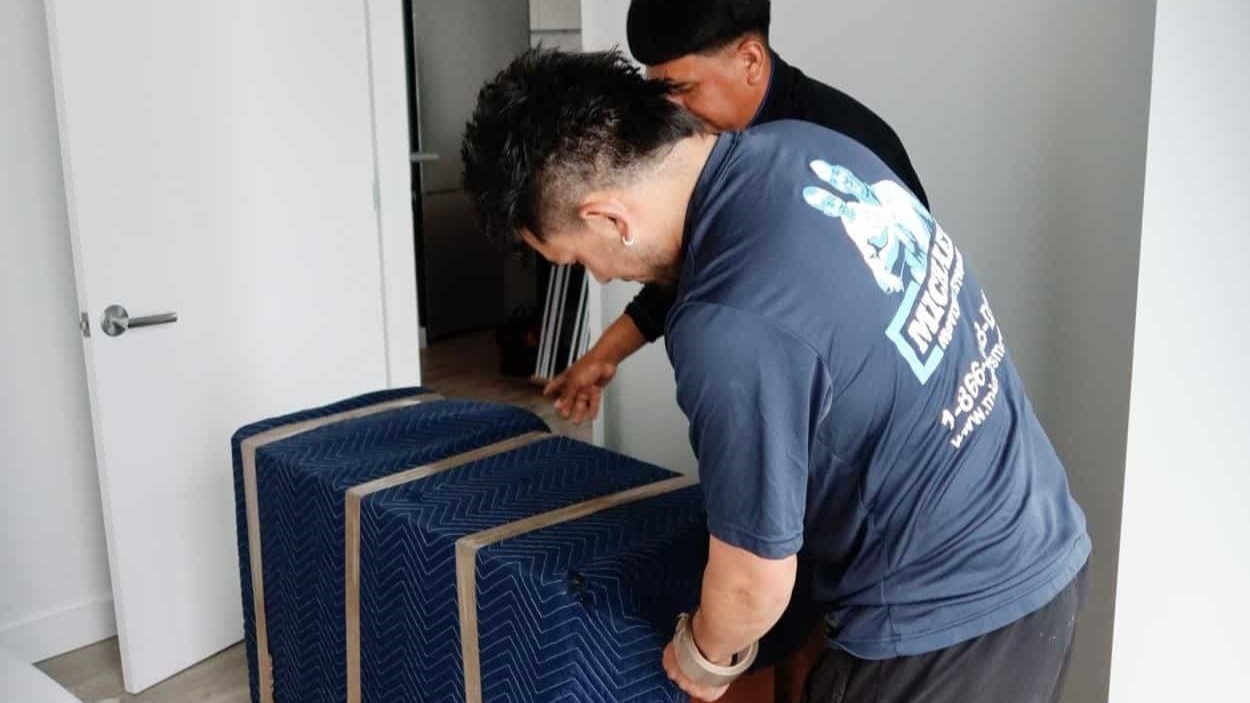 South Carver MA Oversized Heavy Items Movers